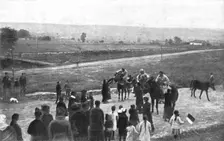 'La liberation de la Serbie; des eclaireurs francais accueillis en liberateurs aux abords..., 1918. Creator: Unknown