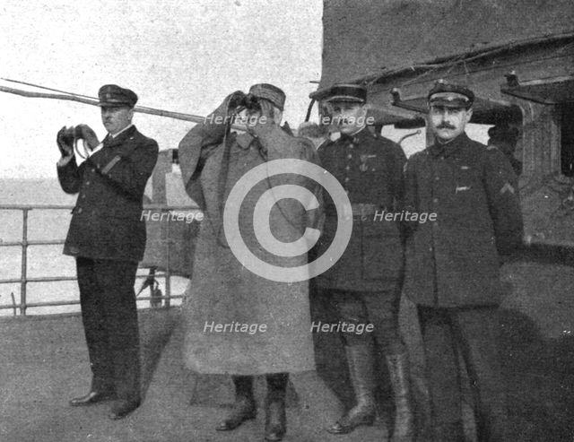 'La Mission Joffre-Viviani en Amerique; L'arrivee a Hampton-Roads, le 24 avril: le marechal..., 1917 Creator: Unknown.