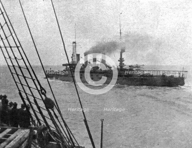 'La Mission Joffre-Viviani en Amerique; Le cuirasse americain venu au-devant de la Lorraine..., 1917 Creator: Unknown.