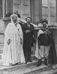 La mission Musulmane; apres le dejeuner de la mission musulmane aux Affaires etrangeres..., 1916. Creator: Unknown