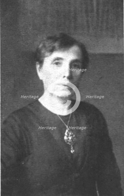 'La Nouvelle Europe; la constituante Allemande; Les femmes dans l'Assemblee..., 1919. Creator: Unknown.