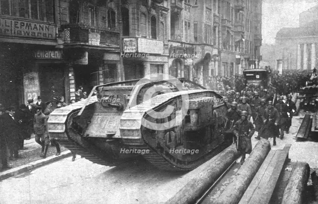 'La Nouvelle Europe; la guerre civile a Berlin; du 5 au 11 janvier 1919 a Berlin; un tank..., 1919. Creator: Unknown.