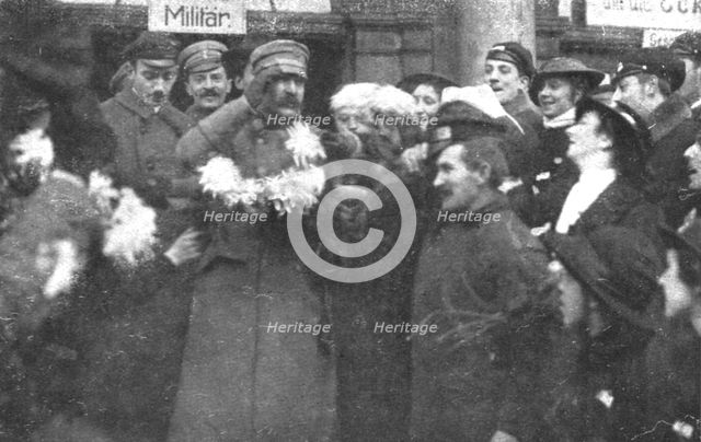 'La Nouvelle Europe; la republique Polonaise; Le general Pilsudski revenant de sa captivite... Creator: Unknown.