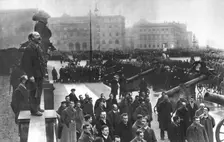 La Nouvelle Europe; pendant la treve des morts; spectacle unique a Berlin: le 29 decembre 1918. Creator: Unknown