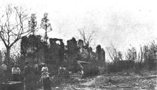 'La seconde bataille d'Ypres; Le chateau de Langemarck 1915. Creator: Unknown