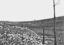 La silhouette de la ruine de Thiaumont. L'ouvrage de Thiaumont est situe aux abords Sud..., 1916. Creator: Unknown