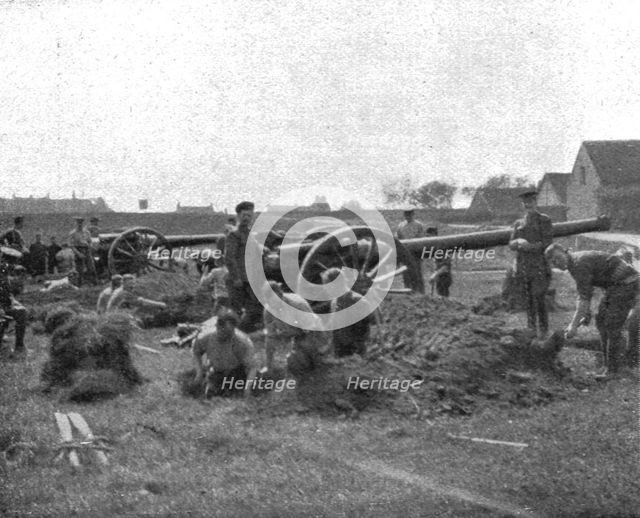 'La supreme defense d'Anvers; Les pieces de cotes anglaises repondent aux mortiers allemands', 1914 Creator: Unknown.