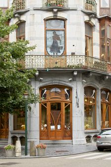 La Porteuse d'Eau, 25 Rue Vanderschrick, Brussels, Belgium, (1904), c2014-c2017. Artist: Alan John Ainsworth