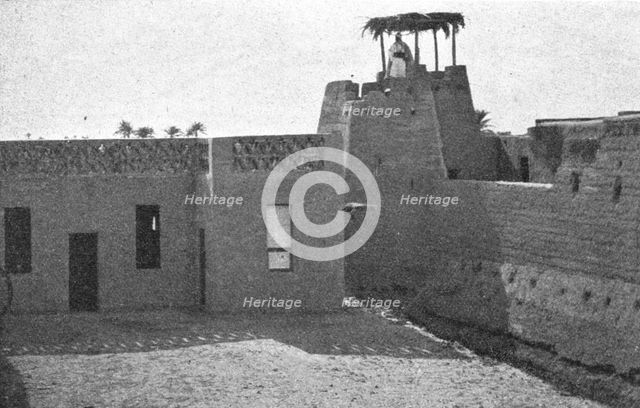 ''La patio d'un indigene riche de l'Adrar; L'Ouest Africain', 1914. Creator: Unknown.