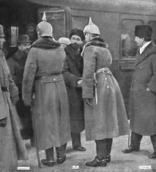 La paix des Bolcheviks; Trotzky et la delegation russe recus a Brest-Litovsk, le 7 janvier..., 1918 Creator: Unknown