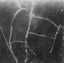 La preparation de l'offensive de la Somme; destruction des tranchees ennemies, 1.La..., 1916. Creator: Unknown