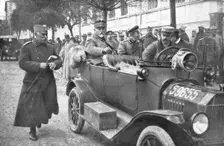 La prise de Monastir ; Le general francais Le Blois et la general russe Didericks arrivant a Monast Creator: Unknown