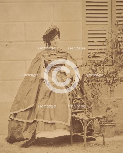La robe de taffetas, 1860s. Creator: Pierre-Louis Pierson.