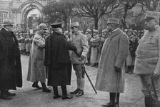 'La remise du grand cordon de la Legion d'honneur au general Roques, commandant d'armee. 1916. Creator: Unknown