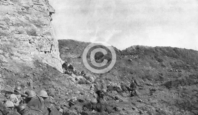 'La reprise de Douaumont; Nos soldats dans l'enceinte du fort le Douaumont..., 1916 (1924) Creator: Unknown.