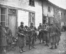 'La vie en Campagne; Une rue de Souain, le 21 decembre 1914 1914. Creator: Unknown