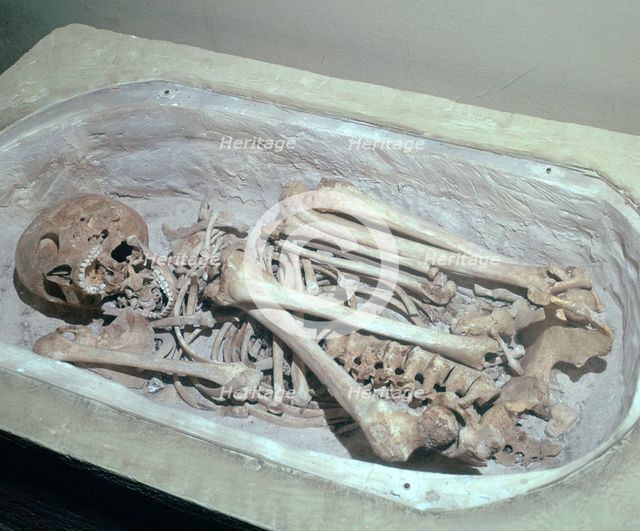 Late Minoan burial in a 'Bath Tub Sarcophagus', 11th century BC. Artist: Unknown