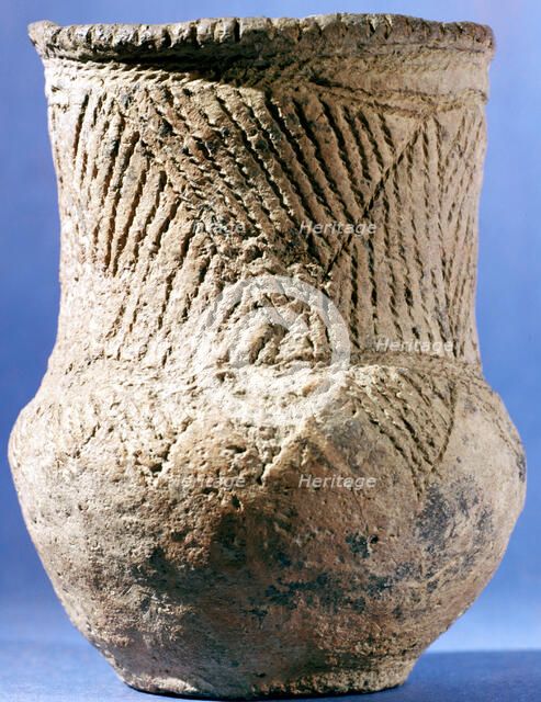 Late Neolithic/early Bronze Age ceramic beaker, European, c4000 BC. Artist: Unknown