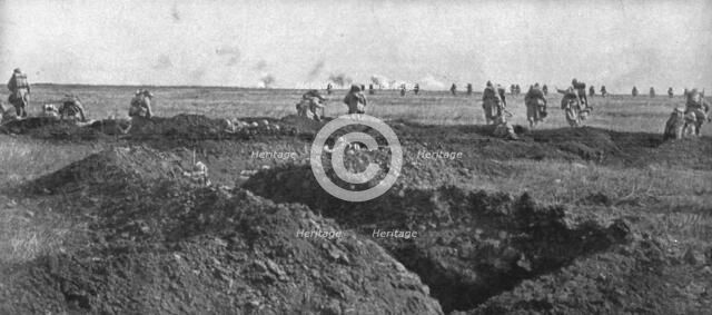 'L'Attaque du 5 mai 1917 sur le Chemin des Dames; Notre avance sur le plateau, en direction..., 1917 Creator: Unknown.