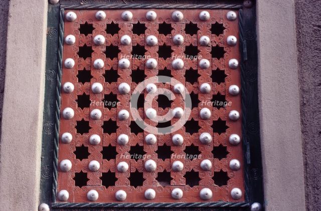 Lattice window, Djenné, Mali, 1989.  Creator: Amanda Waite.
