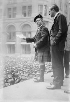 Lauder, (19 Oct 1917?). Creator: Bain News Service