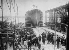 Launch of WYOMING, 5/25/11, 1911. Creator: Bain News Service