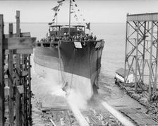 Launching of U.S.S. Texas, 1912. Creator: Harris & Ewing