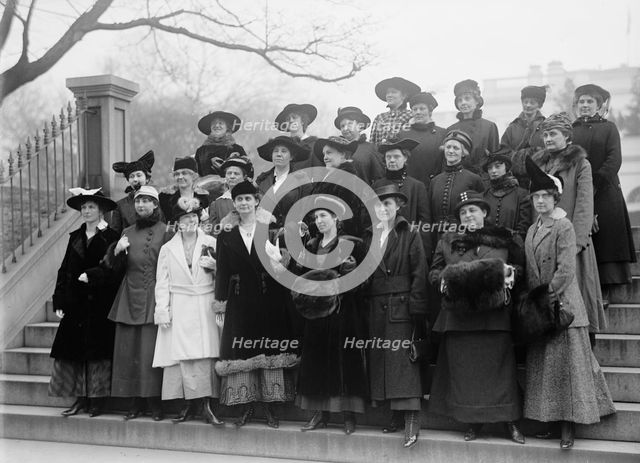 Labor Unions - Corset Buyers Assn. Delegation at White House, 1914. Creator: Harris & Ewing.
