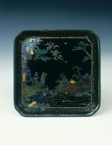Lac Burgaute dish with abalone mother-of-pearl and gold inlays, China, late 17th century