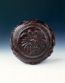 Lacquered and moulded mandarin orange skin box, Qing dynasty, China, 19th century