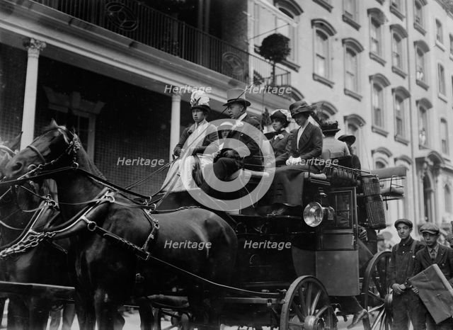 Ladies' 4-in-hand-club [Harriet Alexander driving], between c1910 and c1915. Creator: Bain News Service.