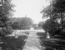 Lafayette Park, Norfolk, Va., c.between 1910 and 1920. Creator: Unknown