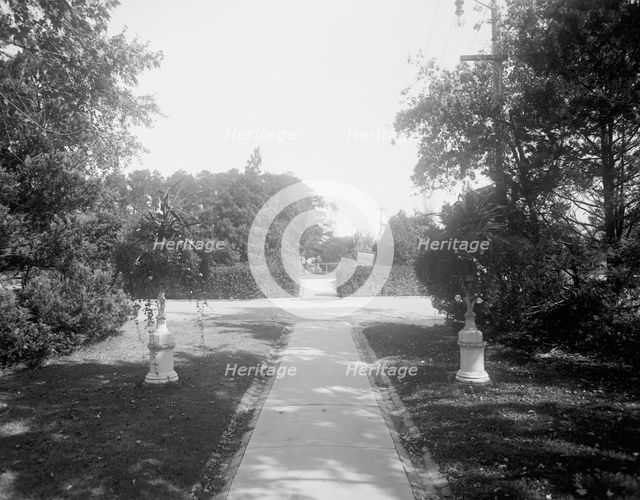 Lafayette Park, Norfolk, Va., c.between 1910 and 1920. Creator: Unknown.