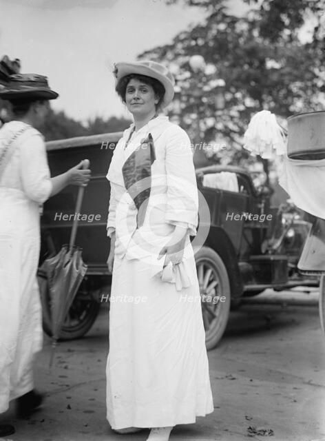 Laidlaw, Mrs. James Leeds, Suffragette, 1913. Creator: Harris & Ewing.