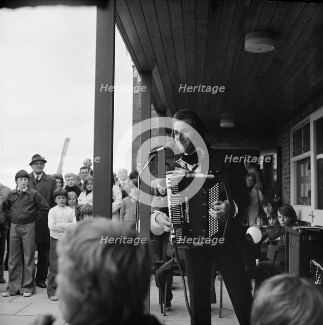 Laing Sports Ground, Rowley Lane, Elstree, Barnet, London, 18/06/1977. Creator: John Laing plc.