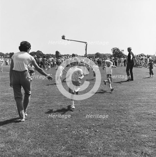 Laing Sports Ground, Rowley Lane, Elstree, Barnet, London, 21/06/1986. Creator: John Laing plc.