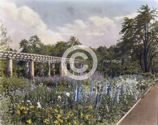 "Lake Terrace," John Stoughton Newberry, Jr., house, 99 Lake Shore Drive, Grosse Pointe Farms, 1917. Creator: Frances Benjamin Johnston.