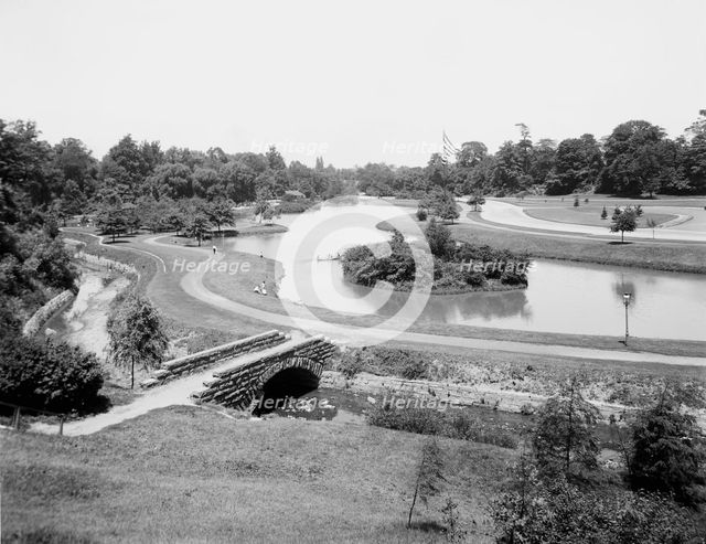 Lake and Boulevard, Rockefeller Park, Cleveland, O[hio], between 1900 and 1920. Creator: Unknown.