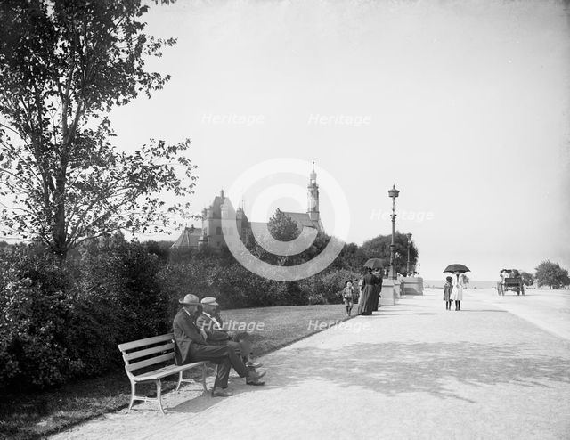 Lake Shore Drive, Jackson Park, Chicago, Ill., c1906. Creator: Unknown.