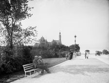 Lake Shore Drive, Jackson Park, Chicago, Ill., c1906. Creator: Unknown