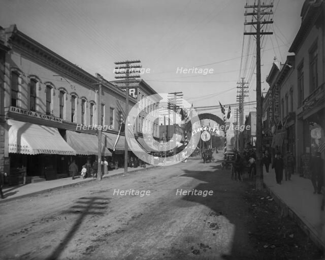 Lake St., Petoskey, Mich., c1906. Creator: Unknown.
