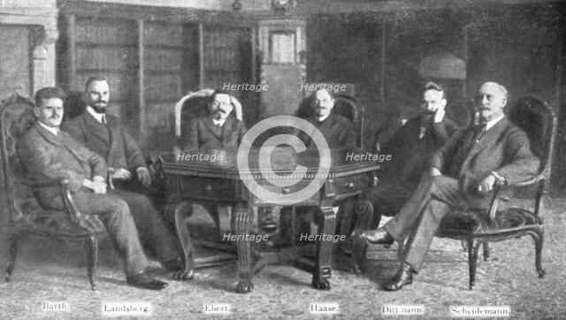 ''L'Allemagne Revolutionnaire; Le Directoire de Berlin', 1918. Creator: Unknown.