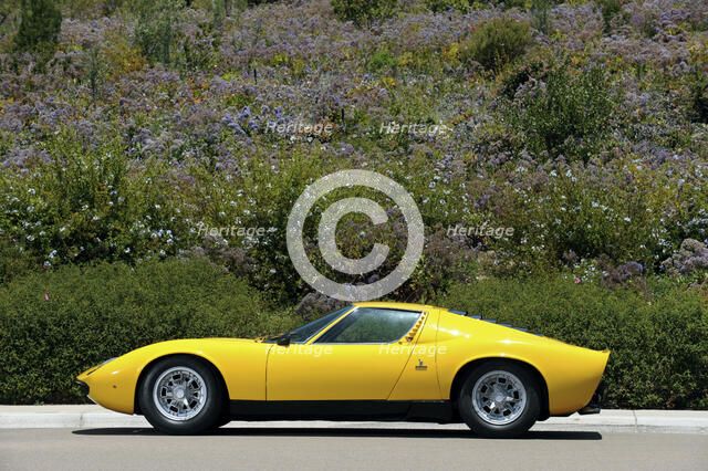 Lamborghini Miura p400s 1970 . Artist: Simon Clay.