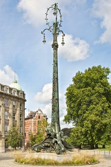 Lamp column, Av des Azalees/Av. Paul Deschanel, (1913), c2014-2017. Artist: Alan John Ainsworth