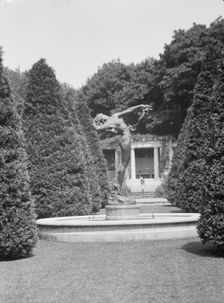 Langeloth estate, Riverside, Connecticut, 1932 June 7. Creator: Arnold Genthe