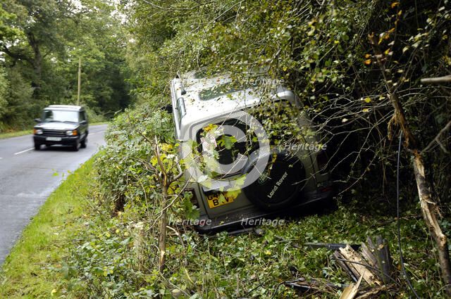 Land Rover Discorery 1990 Accident Artist: Unknown.