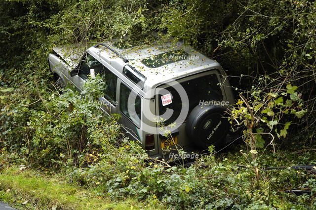 Land Rover Discorery 1990 Accident Artist: Unknown.