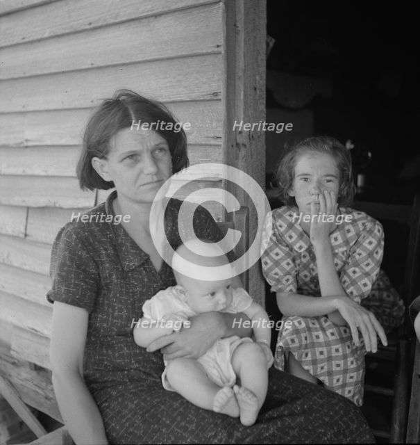 Landless family, Macon County, Georgia, 1937. Creator: Dorothea Lange.