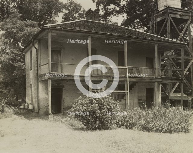 Lansdowne, Natchez, Adams County, Mississippi, 1938. Creator: Frances Benjamin Johnston.