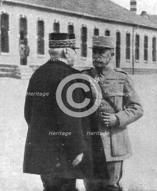 'Le commandement devant Verdun; Le general Joffre et le general Nivelle', 1916. Creator: Unknown.